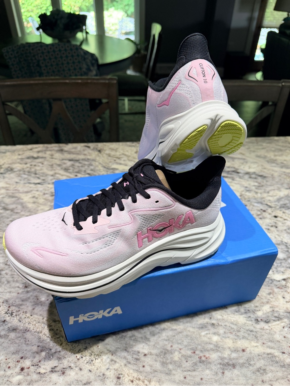 NWT HOKA Clifton 10 Wide Women’s Size 10 CTNS Pink Running Shoes